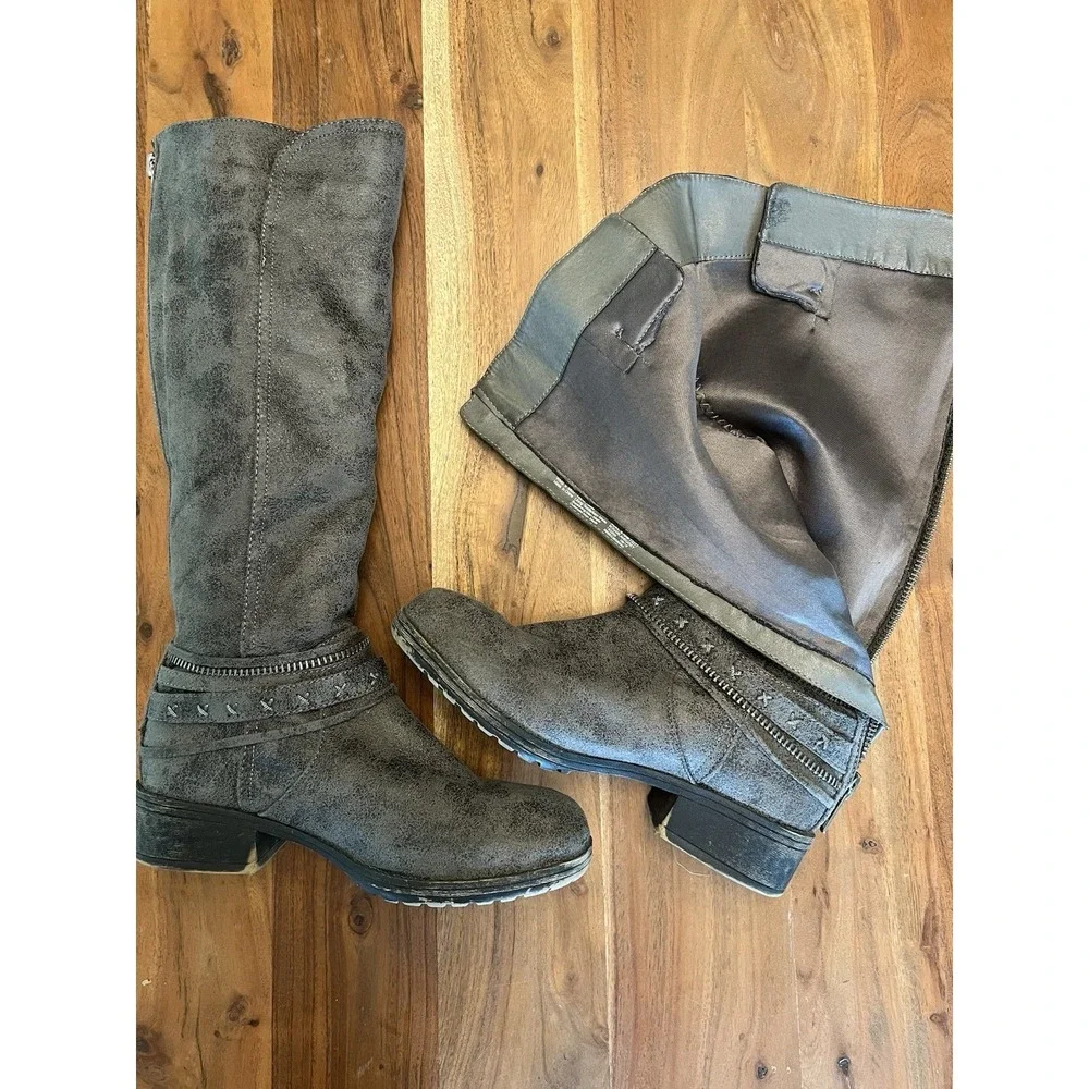 Kohl's SO Women's Wide Calf Garland Tall Grey Boots Size 9